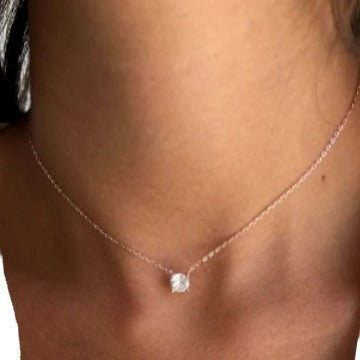 Collana in pietra zircone